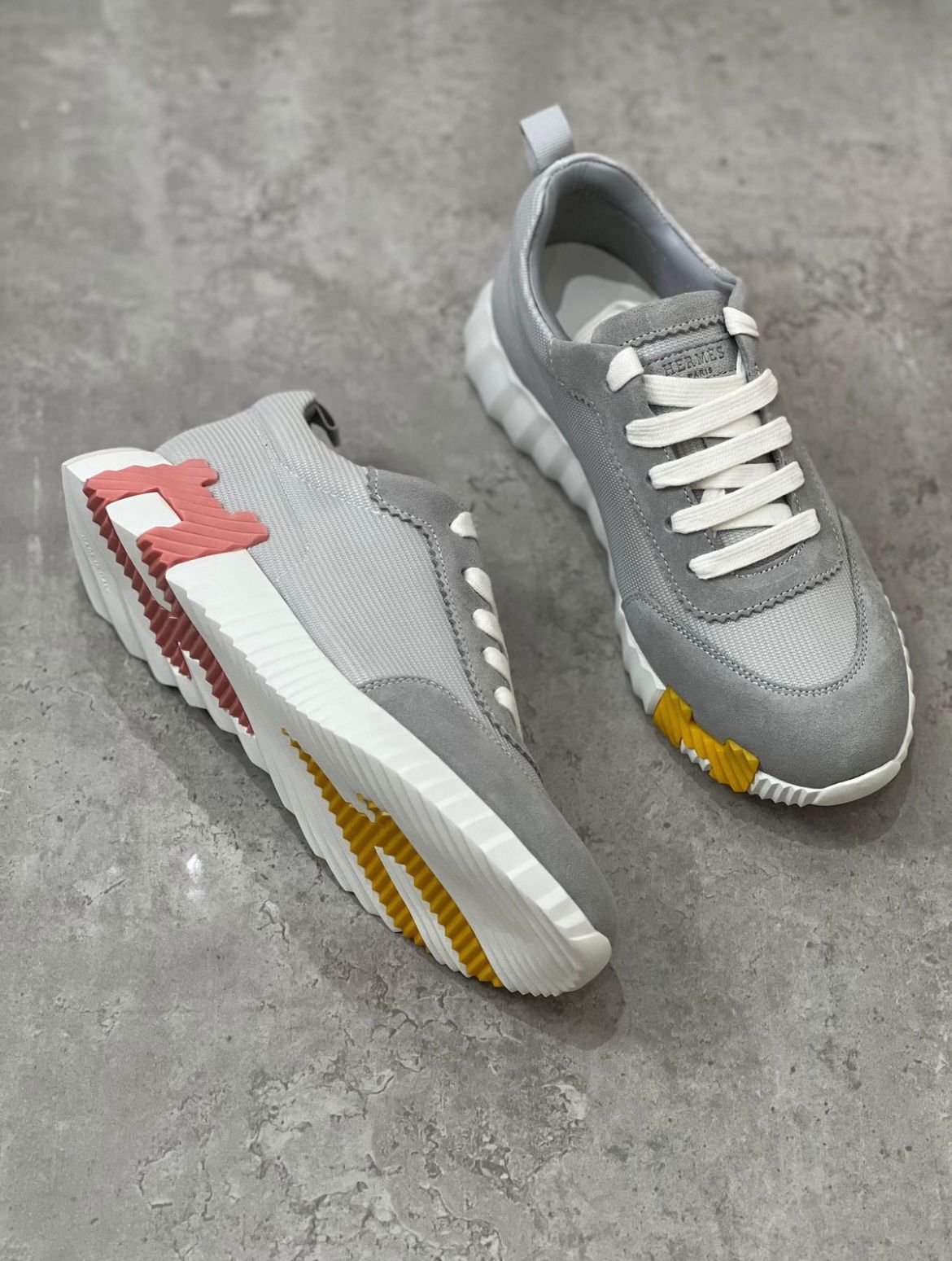 Bouncing hemers gris/rose/jaune