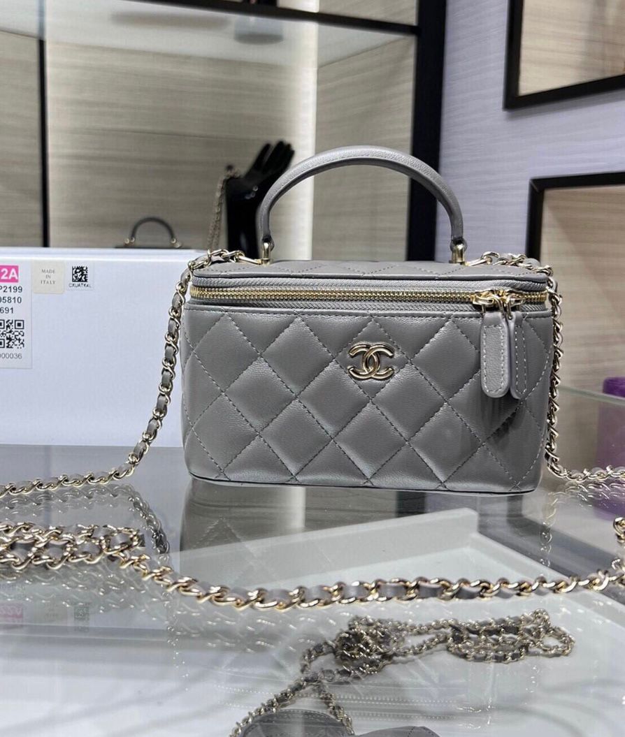 CC vanity gris finition doré