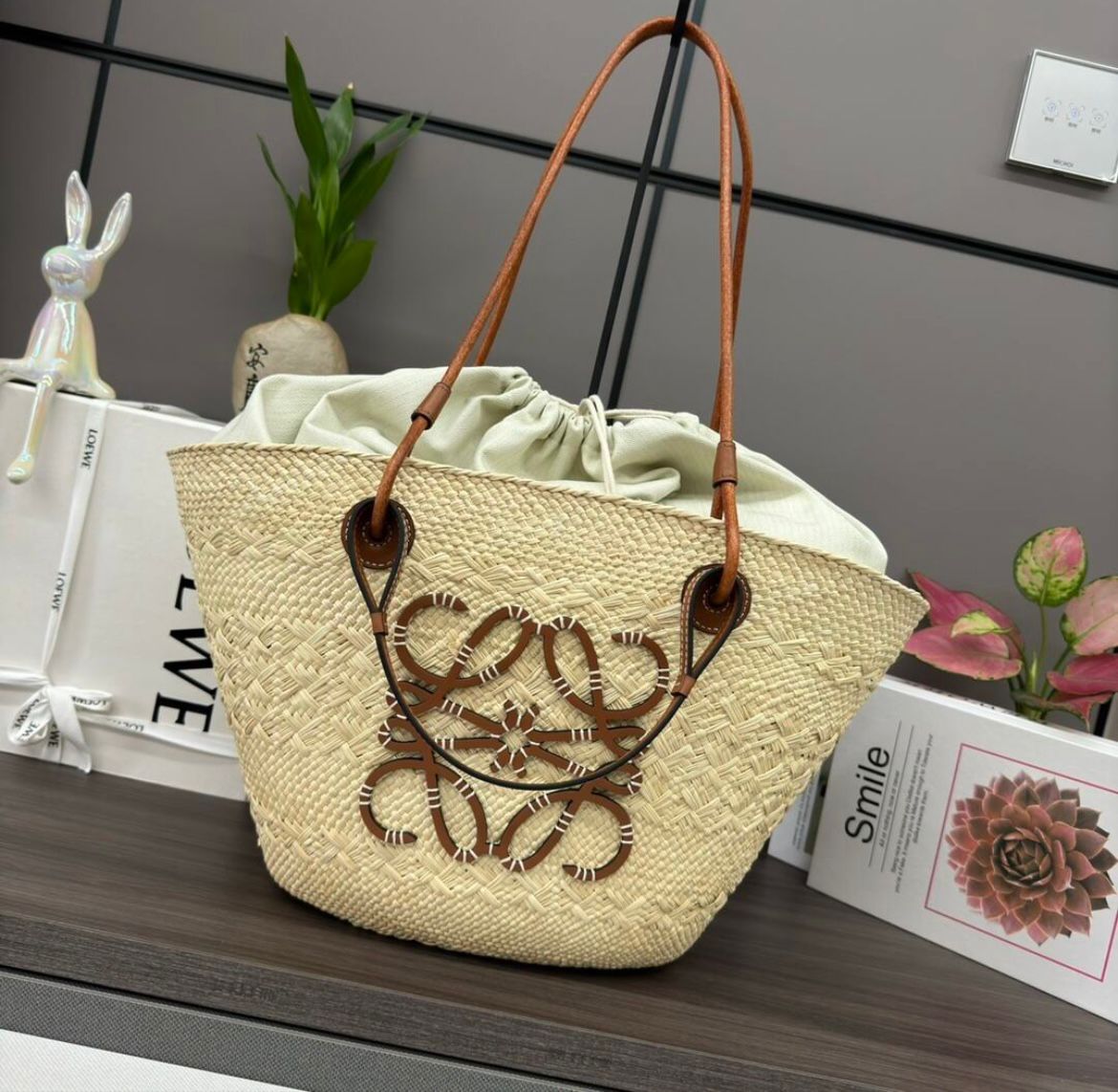 Panier Anagram en palmier Loew